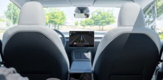 Tesla affiche une incroyable statistique de Robotaxi que les sceptiques détesteront